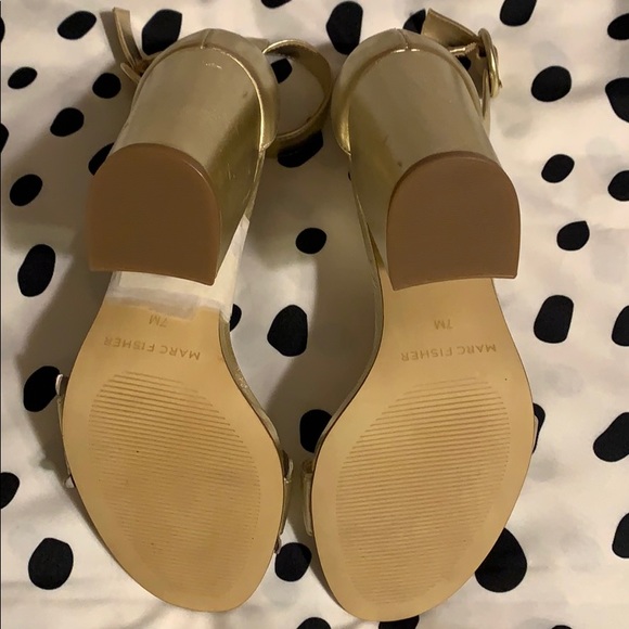 Marc Fisher Magali Heeled Sandals, Gold Size 7 - Picture 5 of 5